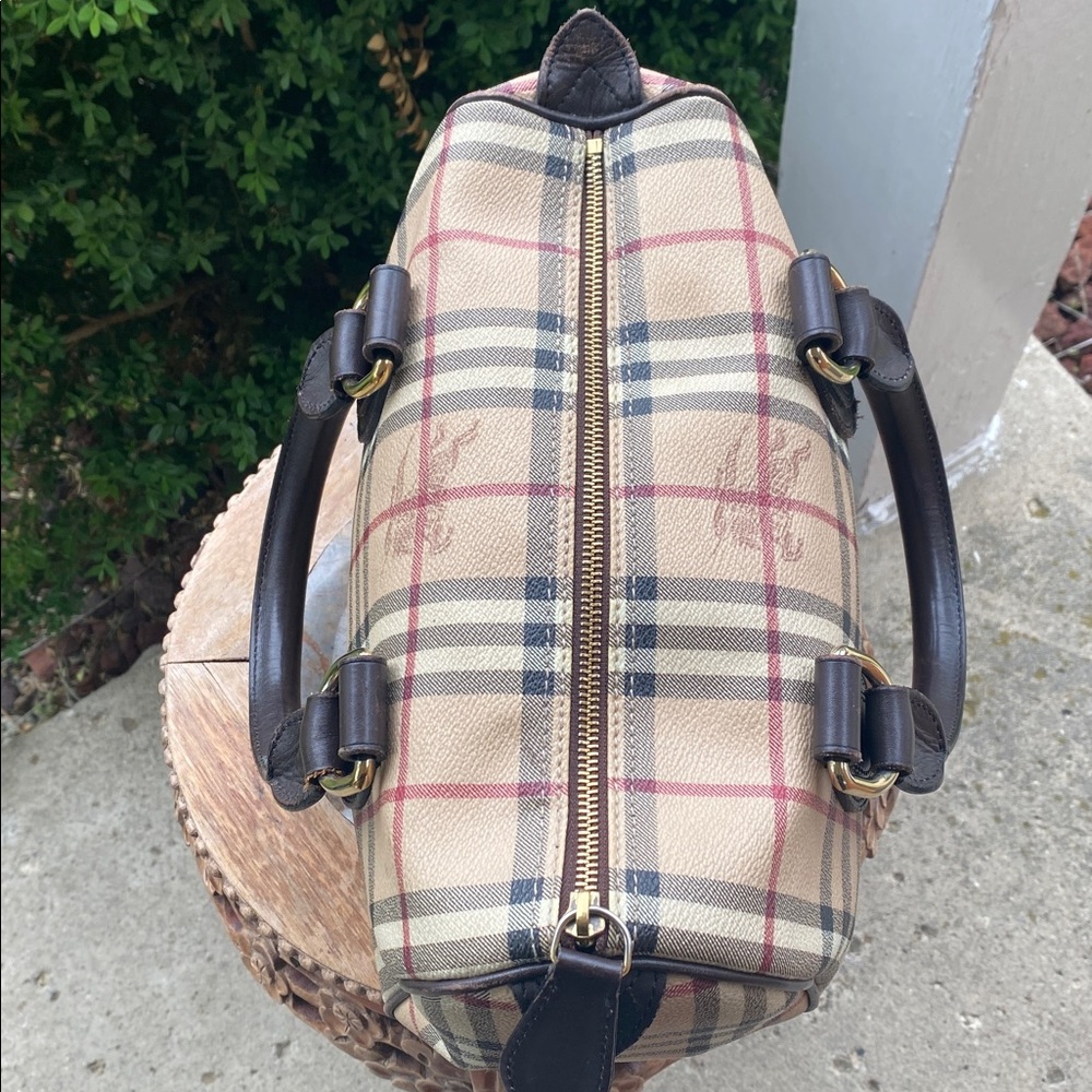 🤎100% Authentic Burberry Haymarket bowling bag🤎Chocolate Check Chester Satchel🤎 - Picture 12 of 16